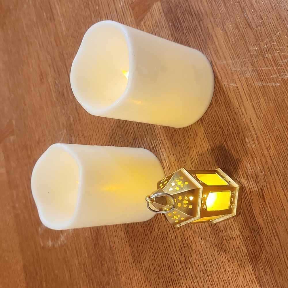 Fake candles and mini lanterns wedding shower decor